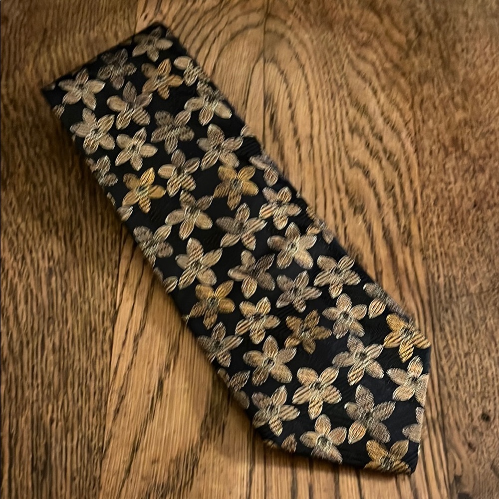 Robert Talbott Black and Gold Geometric Silk Tie